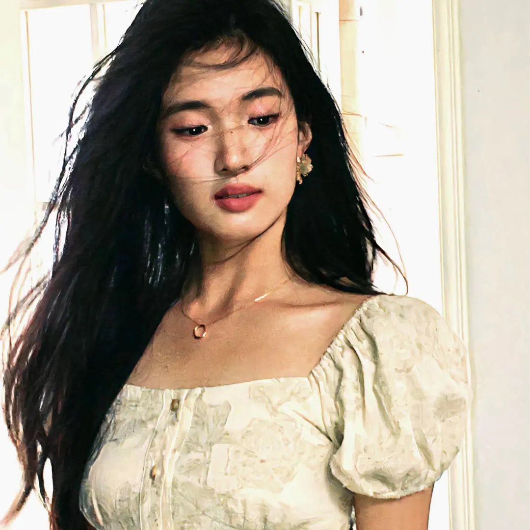 与彩云相遇2023